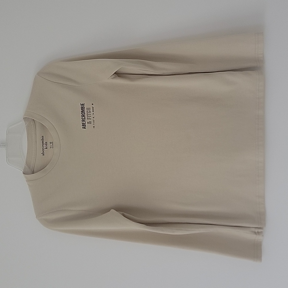 Abercrombie & Fitch Kids Beige Graphic Long Sleeve Crewneck Tee Shirt Size 11/12